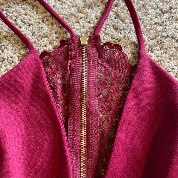 SOLD NWT Maroon Lace Back Flare Dress Small - Picture 7 of 15